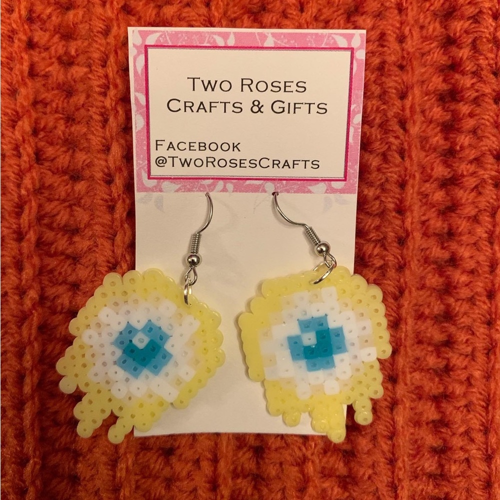 Eyeball earrings
